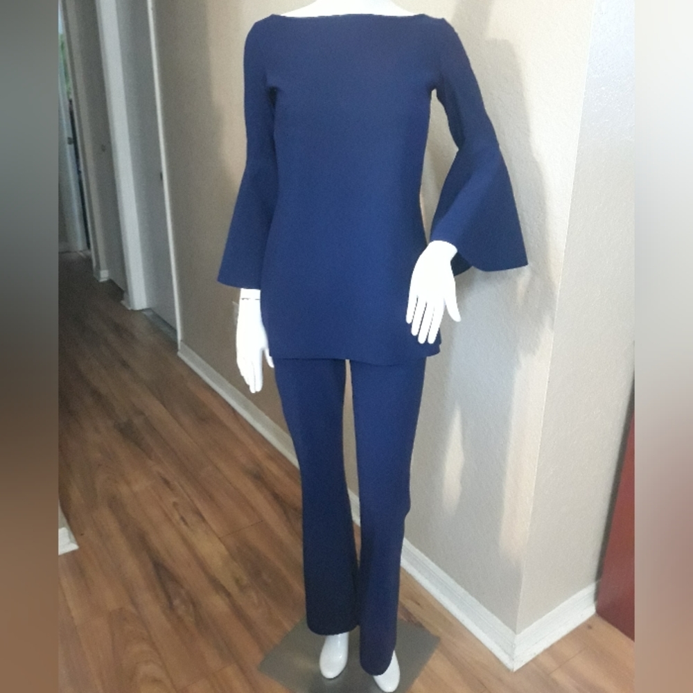 Chiara Boni la Petite Robe Natty bell sleeve Top/matching Slacks in Blue.